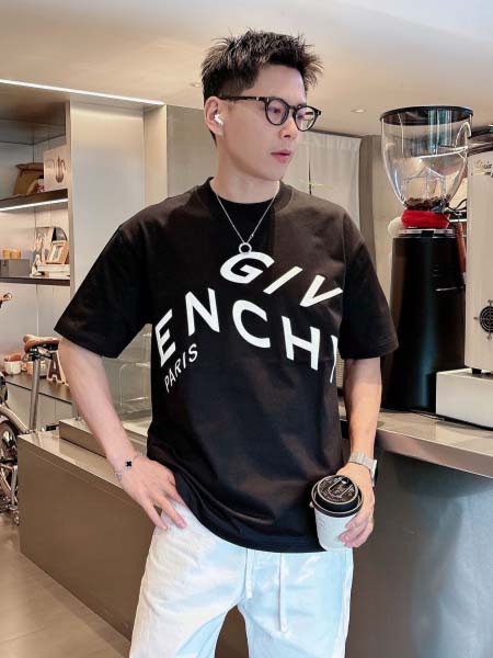 2026年3月29日入荷新作Givenchy半袖Tシャツ春夏...