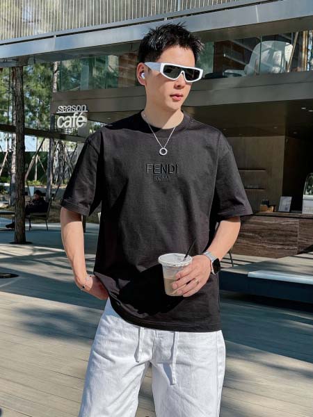 2026年3月29日入荷新作Fendi半袖Tシャツ春夏高品質...