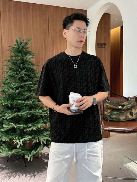 2026年3月29日入荷新作Fendi半袖Tシャツ春夏高品質...