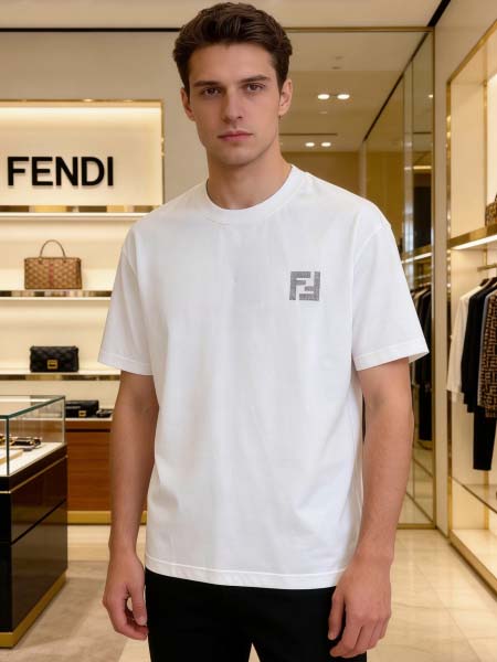 2026年3月29日入荷新作Fendi半袖Tシャツ春夏高品質...