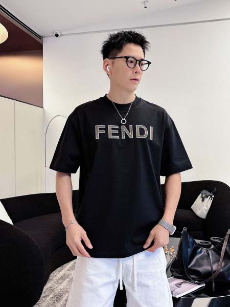 2026年3月29日入荷新作Fendi半袖Tシャツ春夏高品質...