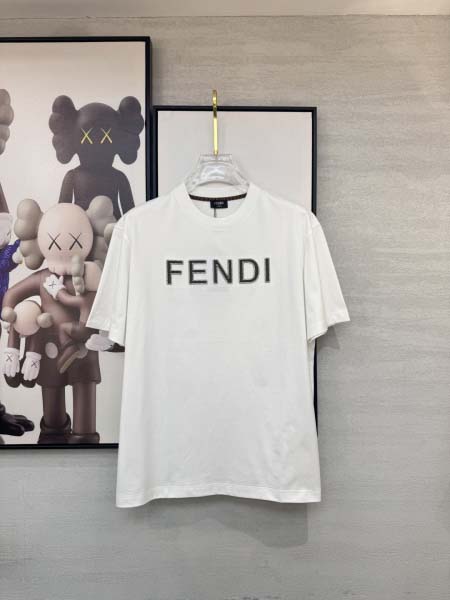 2026年3月29日入荷新作Fendi半袖Tシャツ春夏高品質...