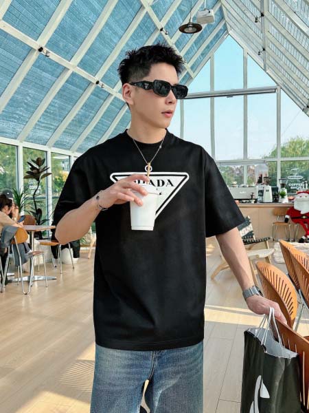 2026年3月31日入荷新作Prada半袖Tシャツ春夏高品質...