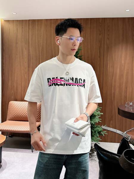 2026年3月31日入荷新作Balenciaga半袖Tシャツ...