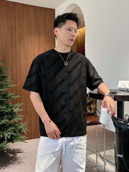 2026年3月31日入荷新作Balenciaga半袖Tシャツ...