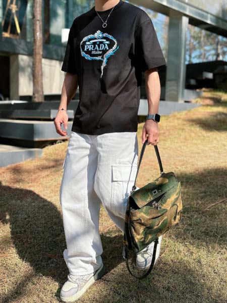 2026年3月31日入荷新作Prada半袖Tシャツ春夏高品質...