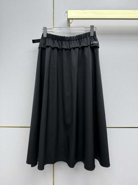 2026年4月4日入荷春夏新作Prada 高級品復刻 女性服 KL工場