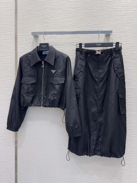 2026年4月4日入荷春夏新作Prada 上下高級品復刻 女性服 KL工場