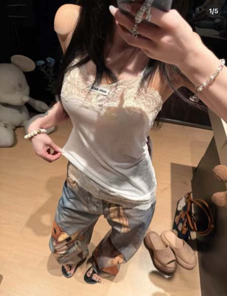 2026年4月9日入荷早春新作Miumiuニットトップ女性用ファッション/誕生日プレゼント/贈り物 can工場