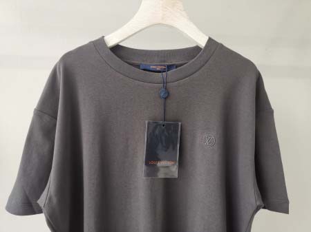 2026年4月12日入荷新作Louis Vuitton tシャツ 原版復刻人気で【极品】/正規品と同じサイズ/VR工場