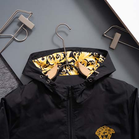 2026年4月14日春夏入荷新作Versaceジャケット人気商品/HJJ工場