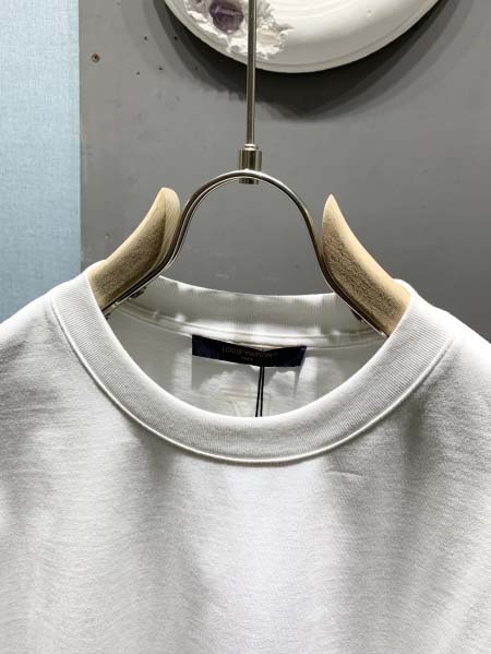 2026年4月15日新作Louis vuitton半袖 tシャツ高品質/誕生日プレゼント/FF工場