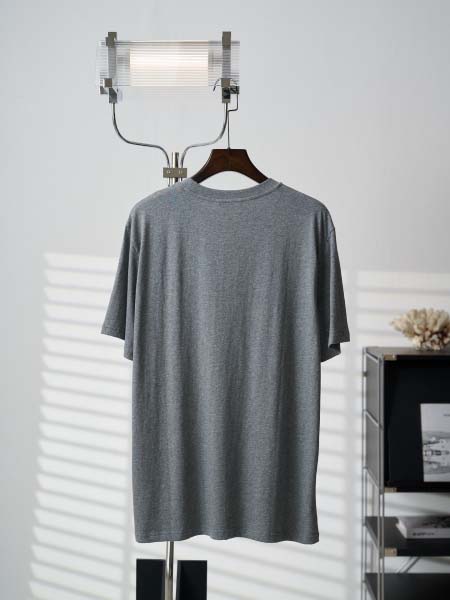 2026年4月15日新作Louis vuitton半袖 tシャツ高品質/誕生日プレゼント/FF工場