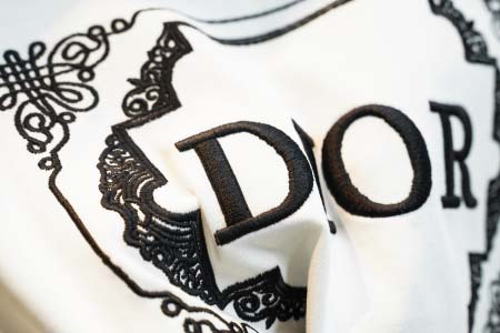 2026年4月19日新作DIOR半袖 tシャツ高品質/誕生日プレゼント/FF工場