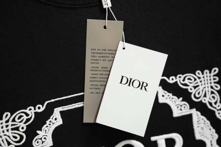 2026年4月19日新作DIOR半袖 tシャツ高品質/誕生日プレゼント/FF工場