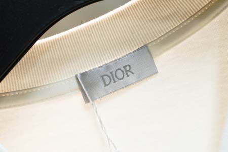 2026年4月19日新作DIOR半袖 tシャツ高品質/誕生日プレゼント/FF工場