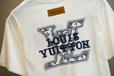 2026年4月20日新作Louis Vuitton半袖 tシャツ高品質/誕生日プレゼント/FF工場