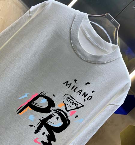 2026年4月23日春夏新作Prada半袖 tシャツ高品質/誕生日プレゼント/FF工場