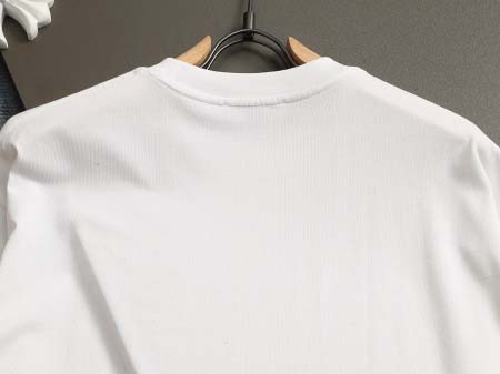 2026年4月27日春夏新作Prada半袖 tシャツ激安高品質/誕生日プレゼント/FF工場