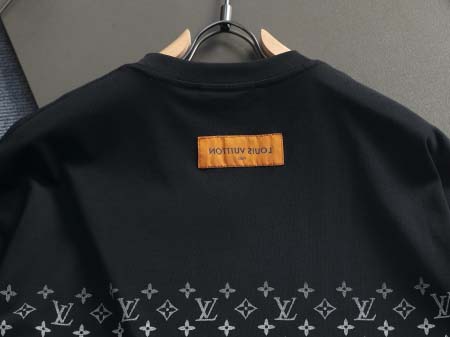 2026年4月27日春夏新作Louis vuitton半袖 tシャツ激安高品質/誕生日プレゼント/FF工場