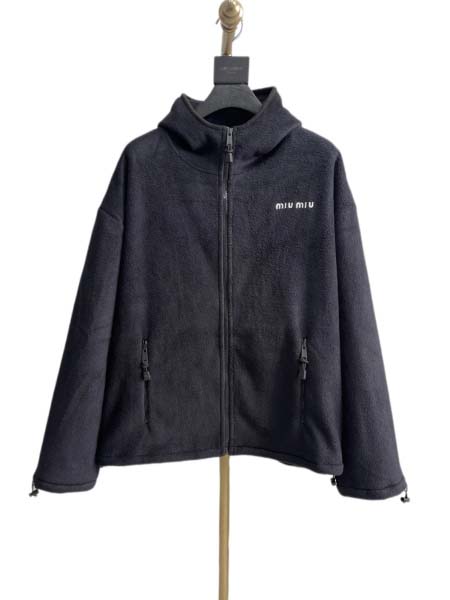 2026年4月1日入荷新作MiuMiuジャケット高級品/SP...