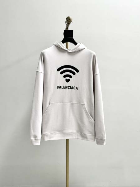 2026年4月2日入荷新作Balenciagaパーカー高級品...