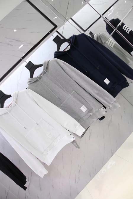 2026年4月2日入荷新作Thom Browneパーカー高級...