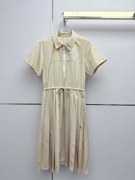 2026年4月4日入荷春夏新作Prada 高級品復刻 女性服...