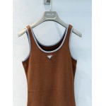 2026年4月4日入荷春夏新作Prada ベスト 高級品復刻 女性服 KL工場