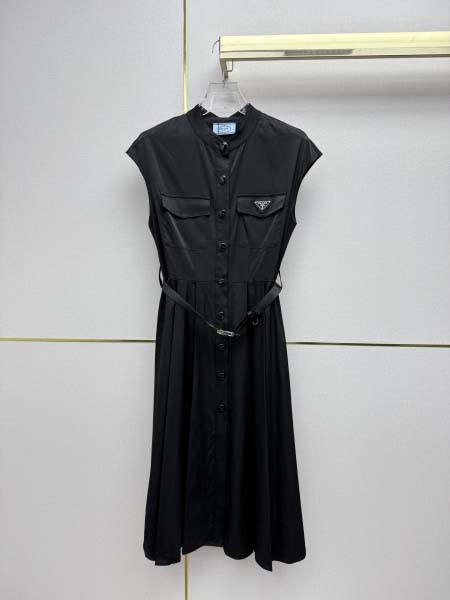 2026年4月4日入荷春夏新作Prada 高級品復刻 女性服...