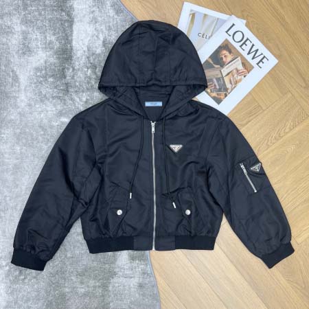 2026年4月4日入荷春夏新作Prada 高級品復刻 女性服...