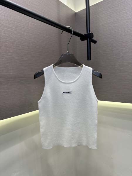 2026年4月9日入荷早春新作Miumiu女性用ファッション...