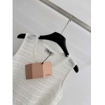 2026年4月9日入荷早春新作Miumiu女性用ファッション/誕生日プレゼント/贈り物 can工場