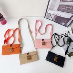 2026年4月10日入荷新作Louis VuittonIphoneケース全機種対応携帯ファッション/誕生日プレゼント/贈り物