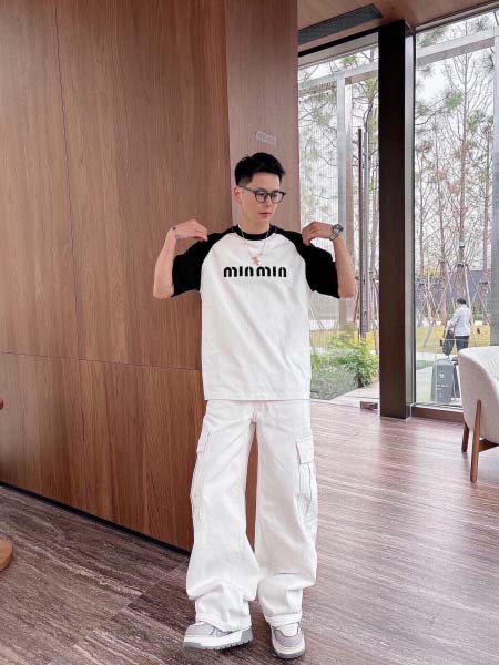 2026年4月11日入荷新作miumiu半袖Tシャツ春夏高品...