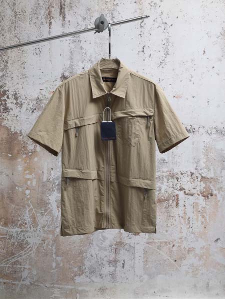 2026年4月18日新作LOUIS VUITTON半袖 tシャツ高品質/誕生日プレゼント/FF工場