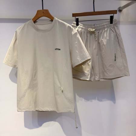 2026年4月30日入荷新作Louis Vuittonスーツ...