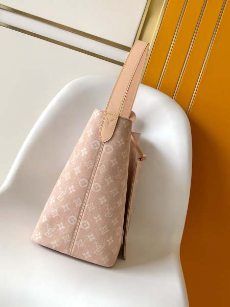 2026年5月11日入荷Louis Vuitton バッグAll In  LV Travels With   Meowgram  Grace Coddington Meowgram 高品質新作/誕生日プレゼント/XS工場