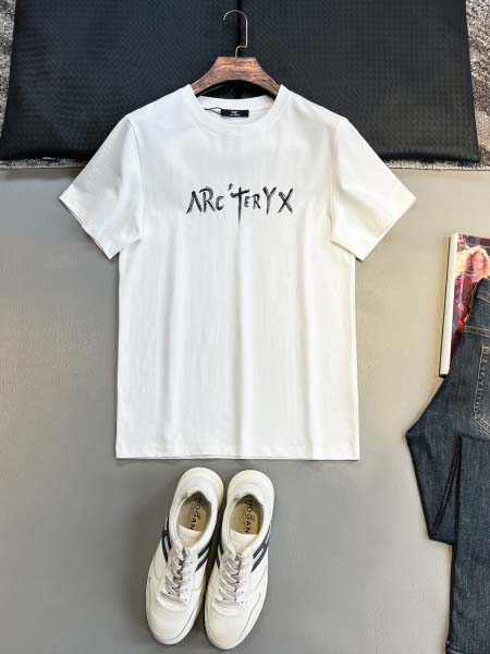 2026年5月7日入荷新作ARCTERYX半袖 Tシャツ高級...
