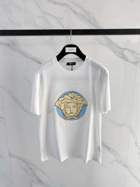 2026年5月7日入荷新作Versace半袖 Tシャツ高級品...