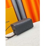 2026年5月8日入荷Louis Vuitton バッグN40582 23.0 x 13.0 x 12C