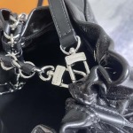 2026年5月11日入荷Louis Vuitton バッグM13484  2025 Cruise  No    Trunk   Monogram  23 x 9 x 23    高品質新作/誕生日プレゼント/XS工場