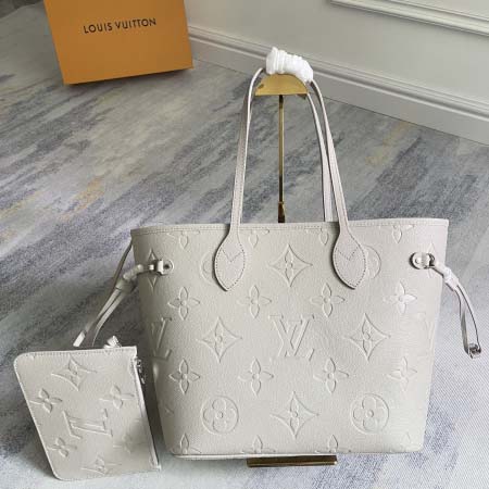 2026年5月11日入荷Louis Vuitton バッグM...