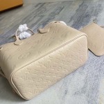 2026年5月11日入荷Louis Vuitton バッグM14319M13758  M47143M46482M46599   M45685 M45684 M45686    M46516  M46514  M46329 M45686  M