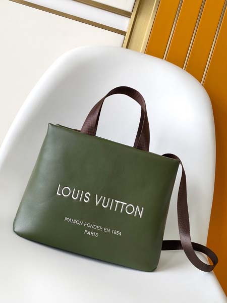 2026年5月11日入荷Louis Vuitton バッグM...