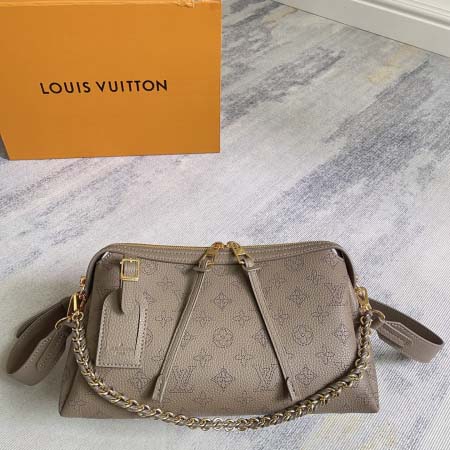 2026年5月11日入荷Louis Vuitton バッグM...