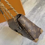 2026年5月11日入荷Louis Vuitton バッグM14526M28137Trunkie  Monogram   S-lock 27 x 16 x 8 高品質新作/誕生日プレゼント/XS工場