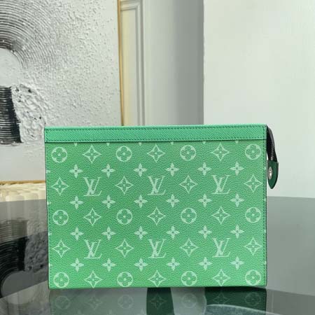 2026年5月11日入荷Louis Vuitton バッグPOCHETTE VOYAGE   M83099  Monogram Eclipse Pochette Voyage 高品質新作/誕生日プレゼント/XS工場