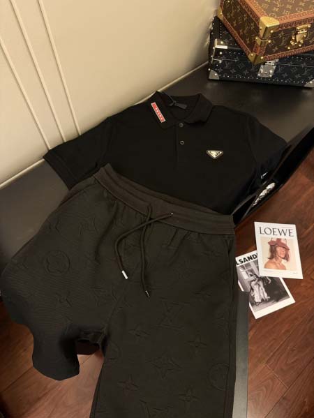 2026年5月15日春夏入荷新作Prada半袖 tシャツ人気...