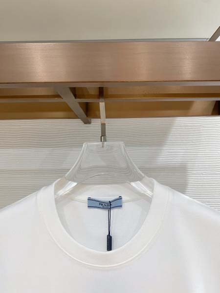 2026年6月2日入荷春夏新作Prada半袖Tシャツ高品質DH工場